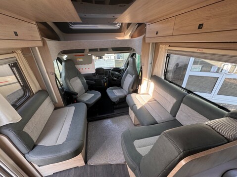 Auto-Trail F72 3