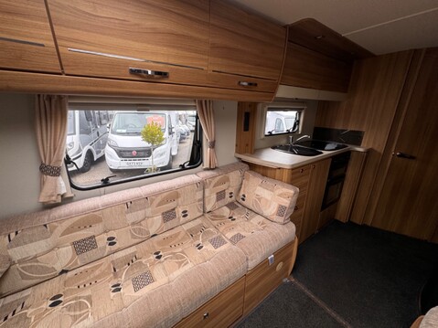 Elddis Majestic 175 9