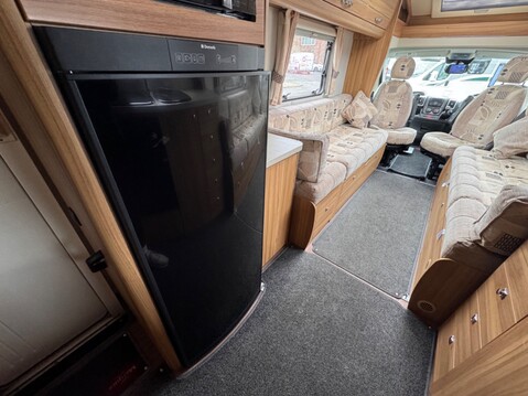 Elddis Majestic 175 30