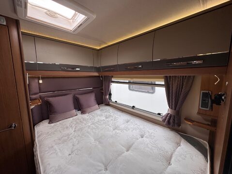 Auto-Trail Tracker EB 31