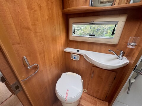 Auto-Trail Navajo 16