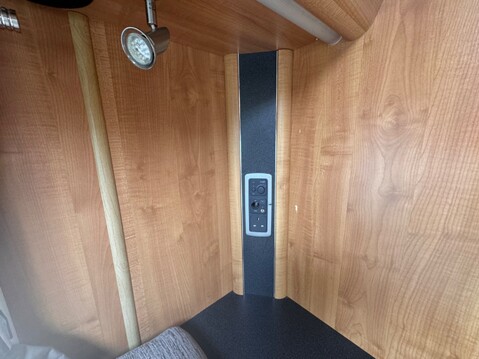 Auto-Trail Navajo 12