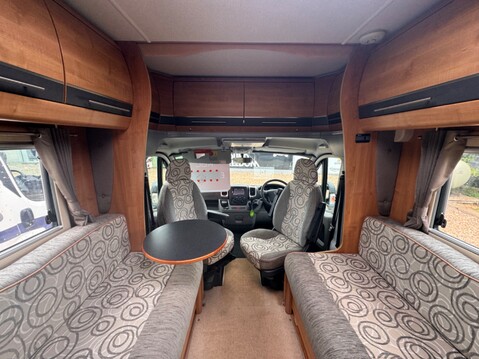 Auto-Trail Navajo 35
