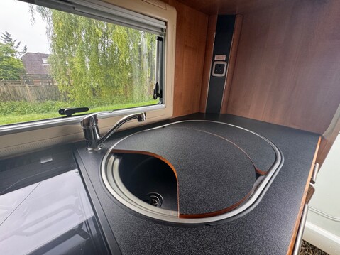 Auto-Trail Navajo 25