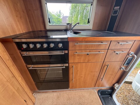 Auto-Trail Navajo 22