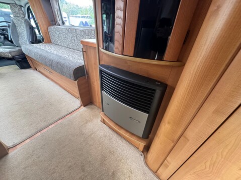 Auto-Trail Navajo 29