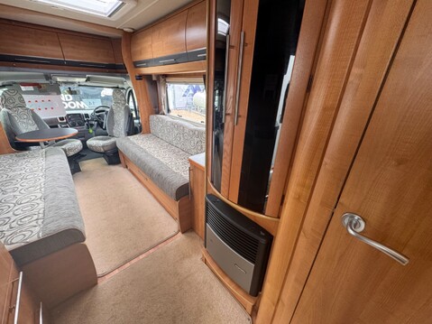 Auto-Trail Navajo 27
