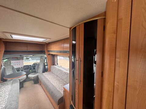 Auto-Trail Navajo 28