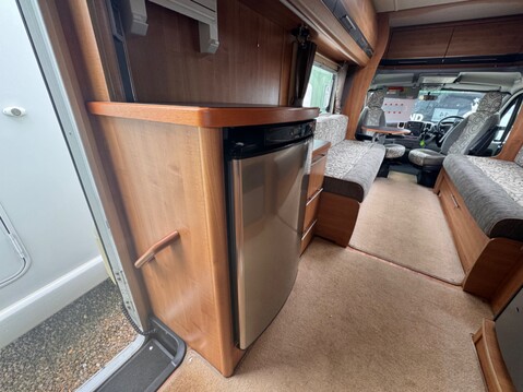 Auto-Trail Navajo 30