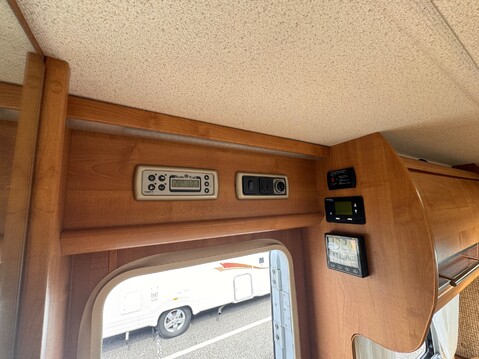 Auto-Trail Cheyenne 42