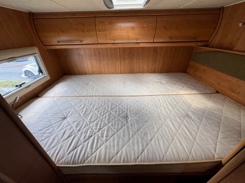 Auto-Trail Cheyenne 32