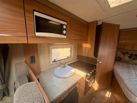 Swift Escape 664 14