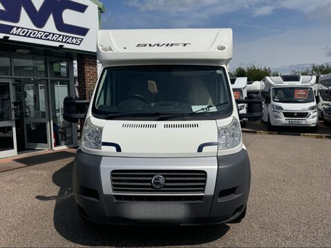 Swift Escape 664 4