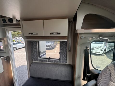 Swift Escape 604 35