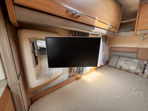 Swift Kontiki 665p 10