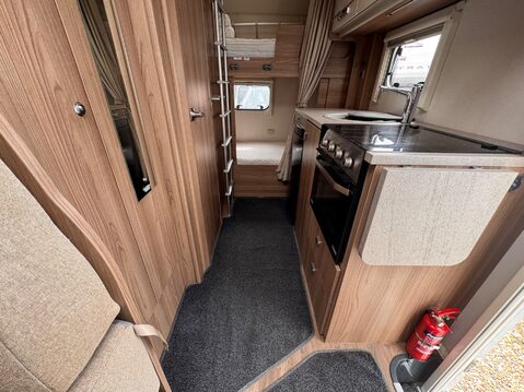 Swift Lifestyle 696 13