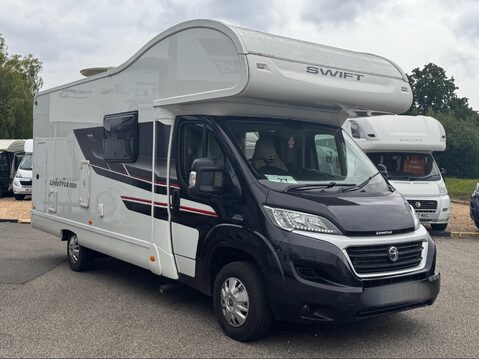 Swift Lifestyle 696 5