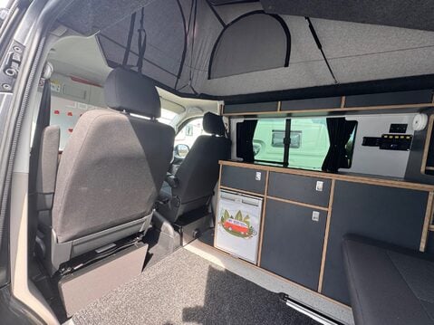 Volkswagen Transporter 11