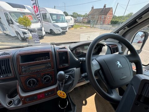 Autocruise Starburst 30