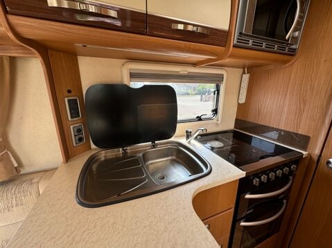 Autocruise Starburst 18