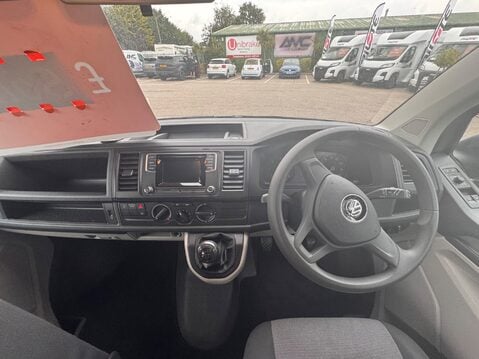Volkswagen Transporter 28