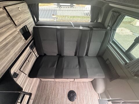 Volkswagen Transporter 13