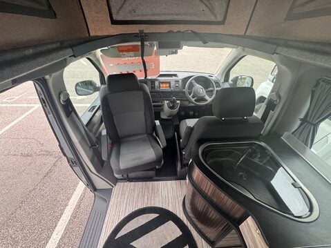 Volkswagen Transporter 2