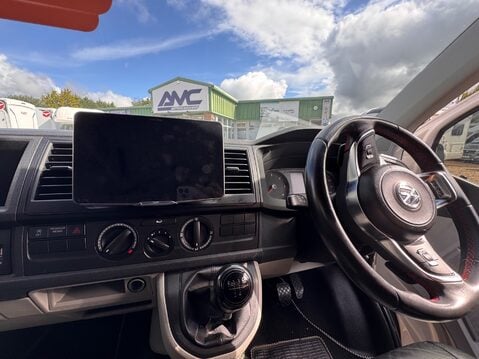 Volkswagen Transporter 29