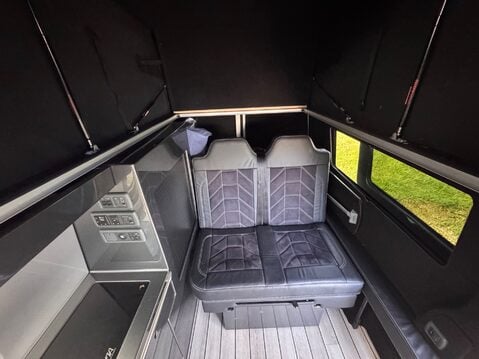 Volkswagen Transporter 11
