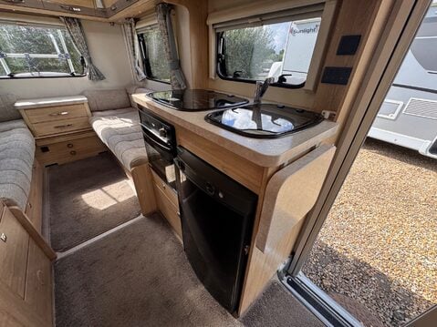 Elddis Accordo 120 12