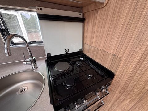 Bailey Pegasus Grande GT 75 18