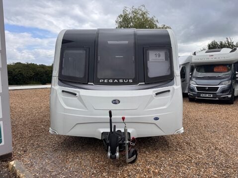 Bailey Pegasus Grande GT 75 4