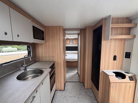 Bailey Pegasus Grande GT 75 9