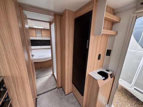 Bailey Pegasus Grande GT 75 11