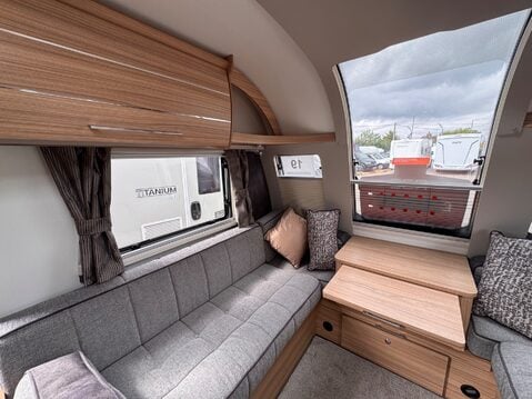 Bailey Pegasus Grande GT 75 47
