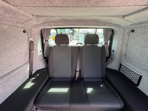 Volkswagen Transporter 27