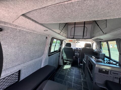 Volkswagen Transporter 48