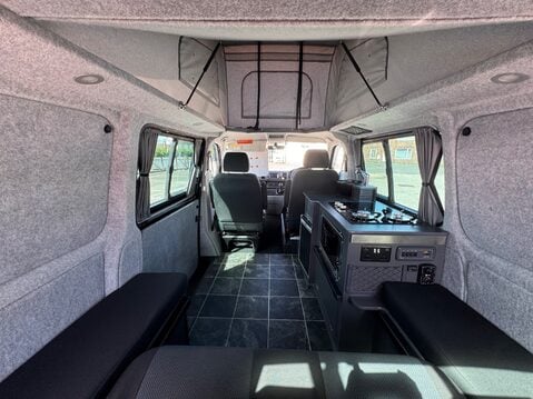 Volkswagen Transporter 2