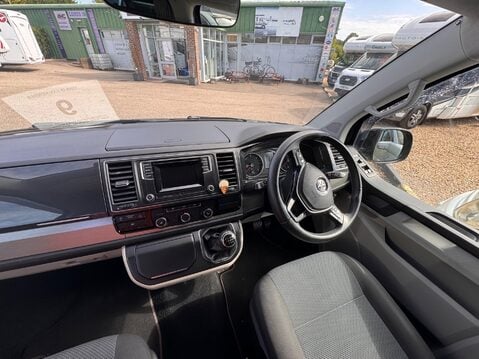 Volkswagen Transporter 61