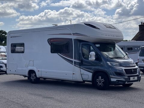 Auto-Trail Scout 11