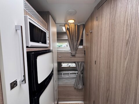 Benimar Tessoro T413 55