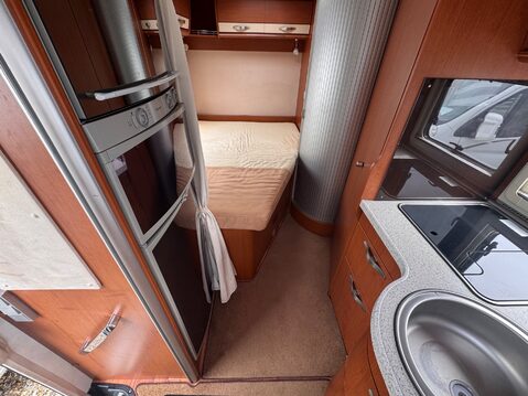 Hymer B544 18