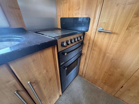 Auto-Trail Grande Frontier 12