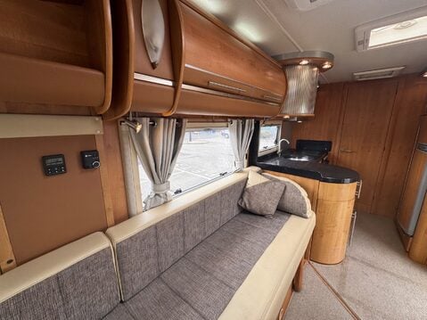 Auto-Trail Grande Frontier 6