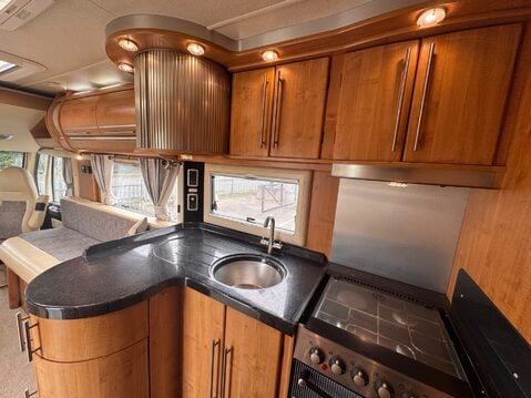 Auto-Trail Grande Frontier 14