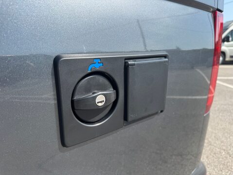 Volkswagen California Coast 18
