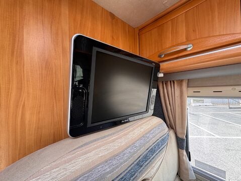 Adria Izola S687 SPG 19