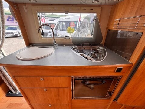 Adria Izola S687 SPG 21