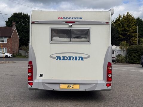 Adria Izola S687 SPG 10