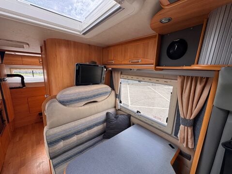Adria Izola S687 SPG 18